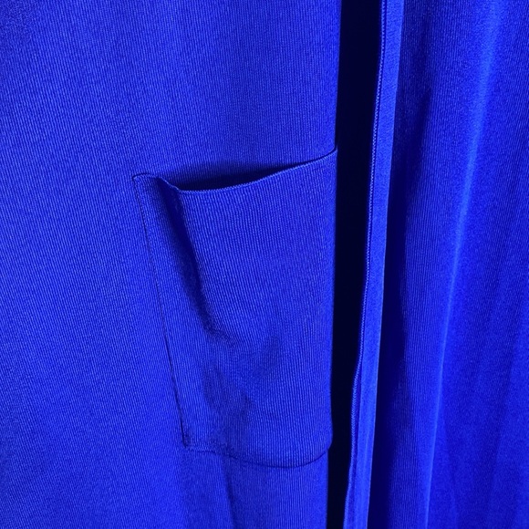 Vintage Exclusively Misook Woman Royal Blue Knit Vest - Picture 4 of 6